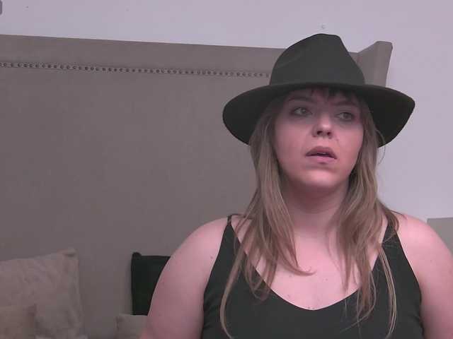 ZoeSkye live cam on BongaCams