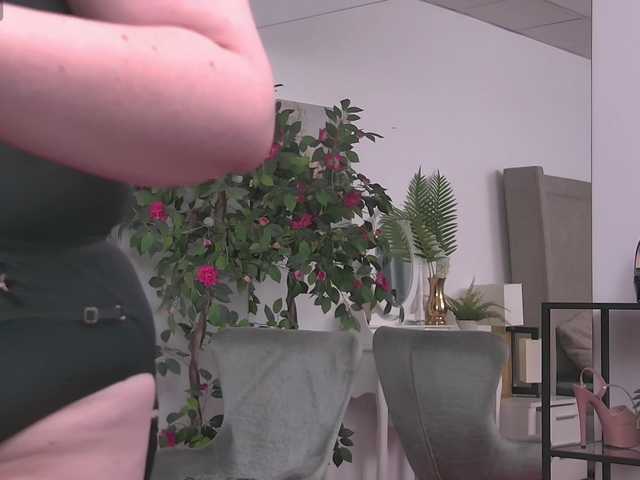 ZoeSkye live cam on BongaCams
