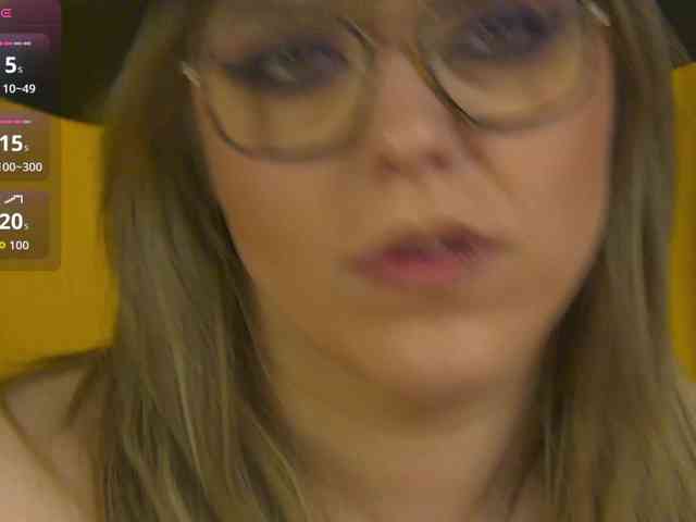 ZoeSkye webcam