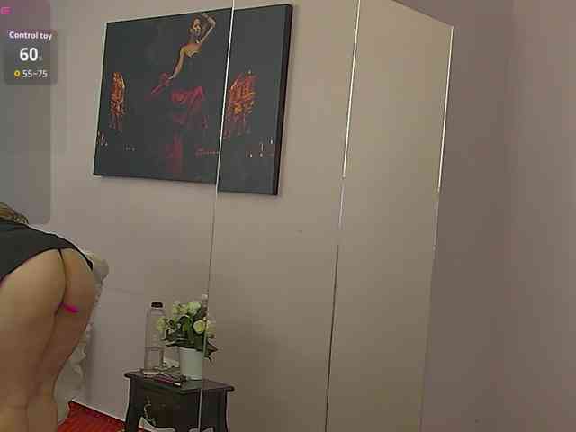 ZoeSkye webcam