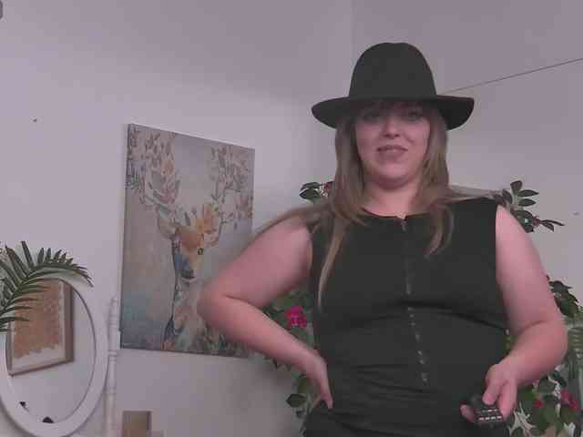 ZoeSkye webcam