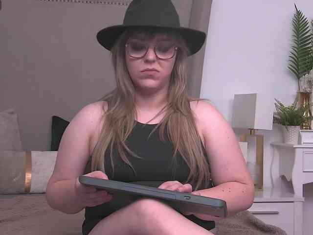 ZoeSkye ZoeSkye
