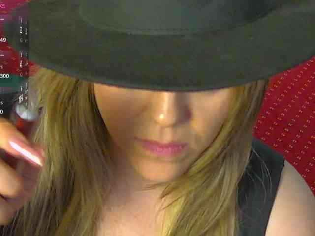 ZoeSkye webcam
