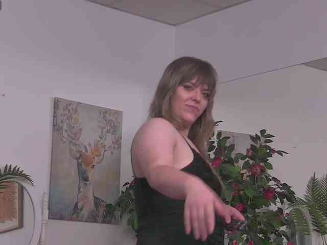ZoeSkye webcam