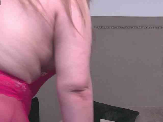 ZoeSkye webcam