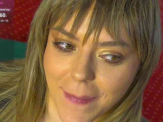 ZoeSkye webcam