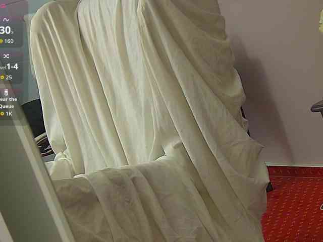 ZoeSkye webcam