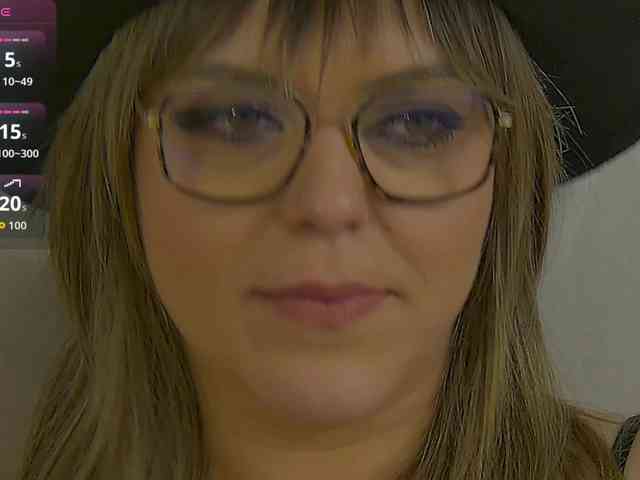 ZoeSkye webcam