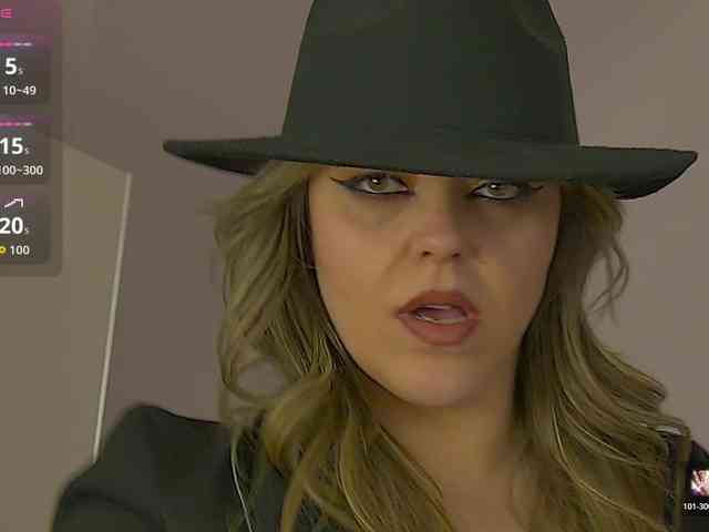 ZoeSkye webcam