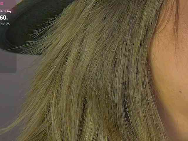 ZoeSkye webcam