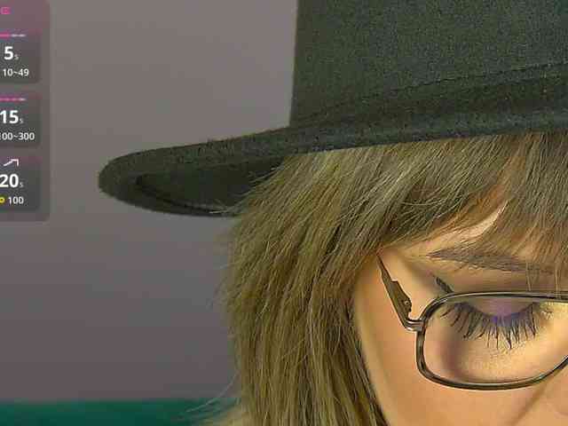 ZoeSkye webcam