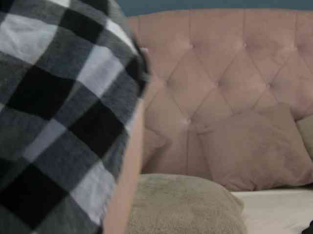 ZoeSkye webcam