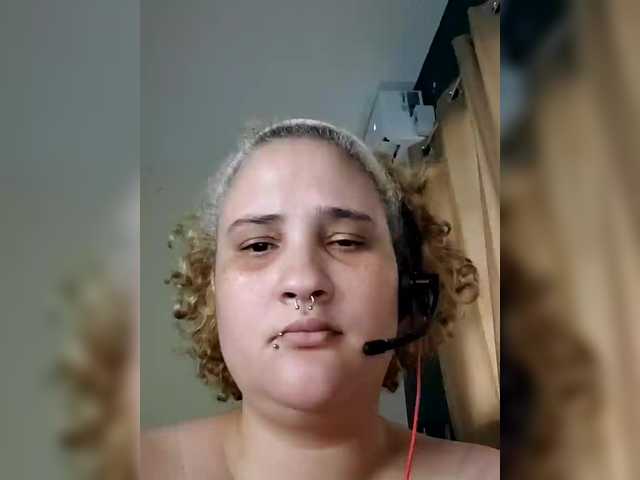 lolalicious758 live cam on BongaCams