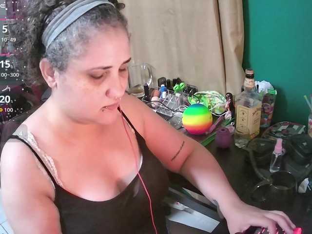 lolalicious758 live cam on BongaCams