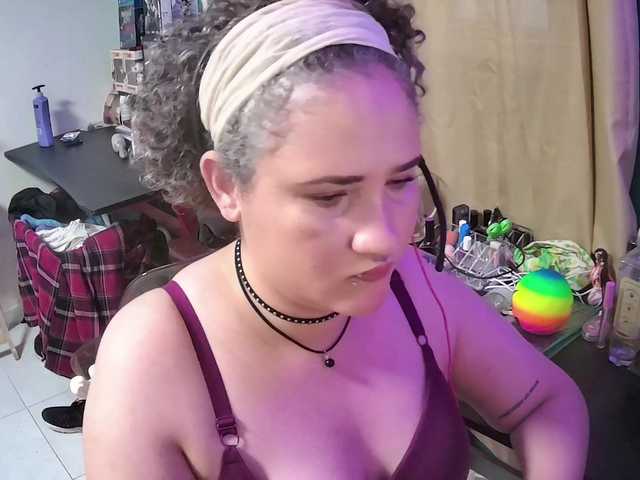 lolalicious758 live cam on BongaCams