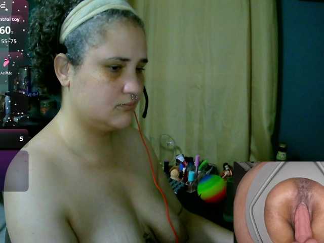 lolalicious758 live cam on BongaCams