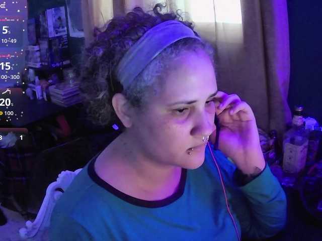 lolalicious758 live cam on BongaCams