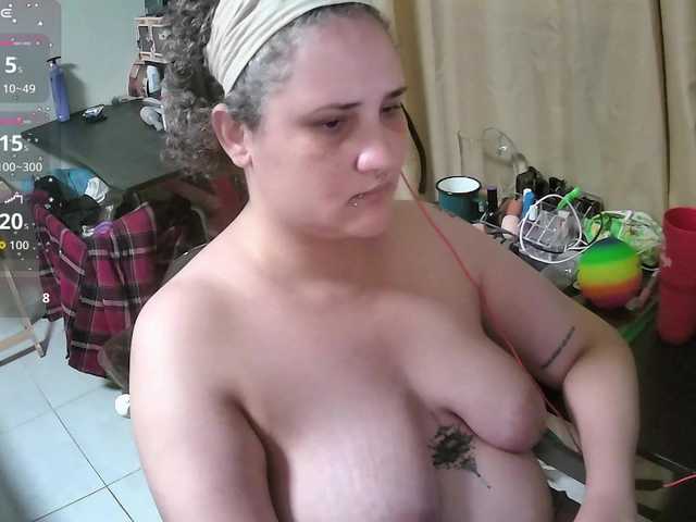 lolalicious758 live cam on BongaCams