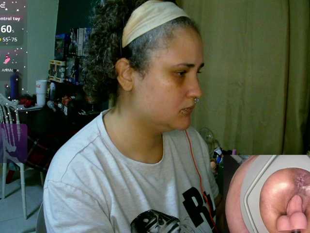 lolalicious758 live cam on BongaCams