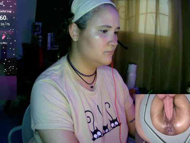 lolalicious758 webcam