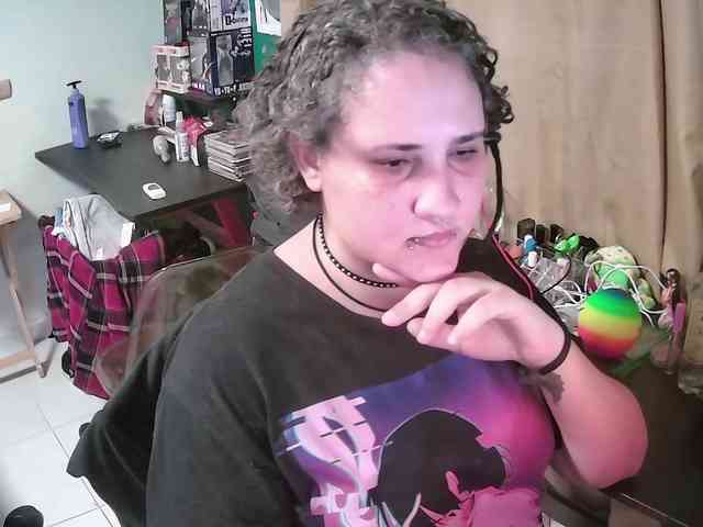 lolalicious758 webcam