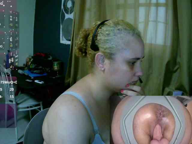 lolalicious758 webcam