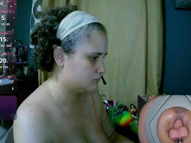 lolalicious758 webcam