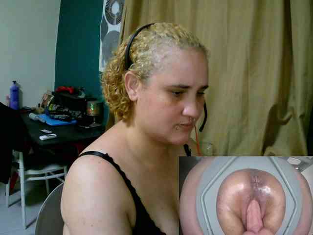 lolalicious758 webcam