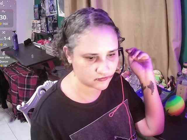 lolalicious758 webcam
