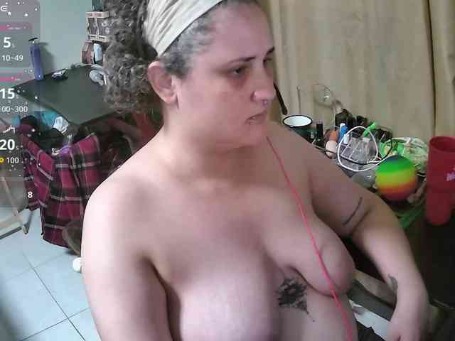 lolalicious758 webcam
