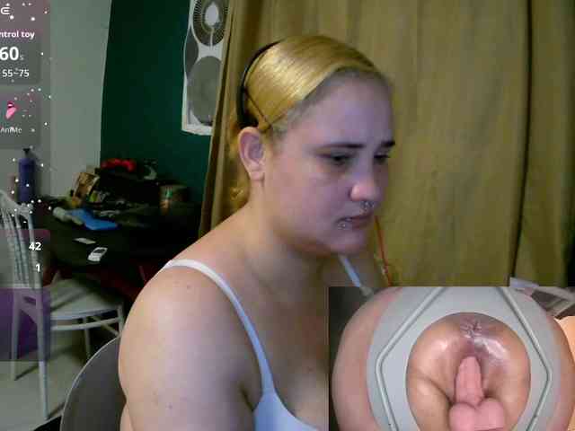 lolalicious758 webcam