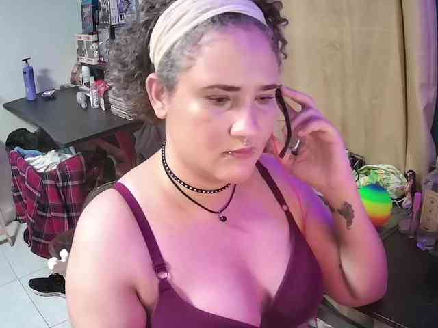 lolalicious758 webcam