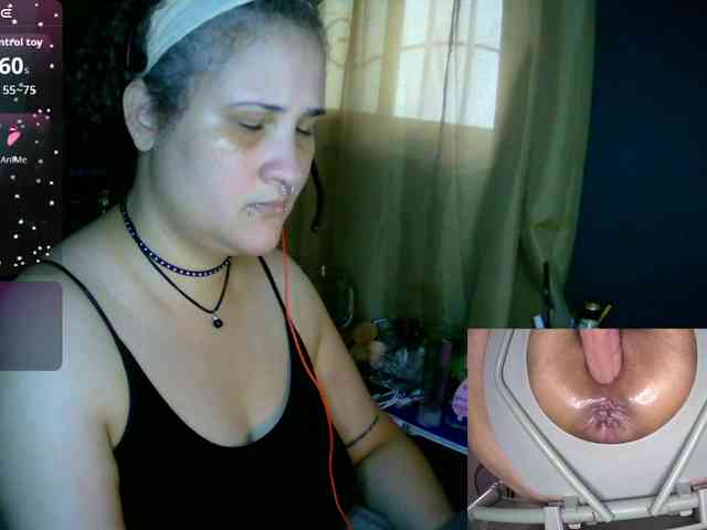 lolalicious758 webcam