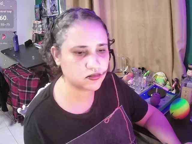 lolalicious758 webcam