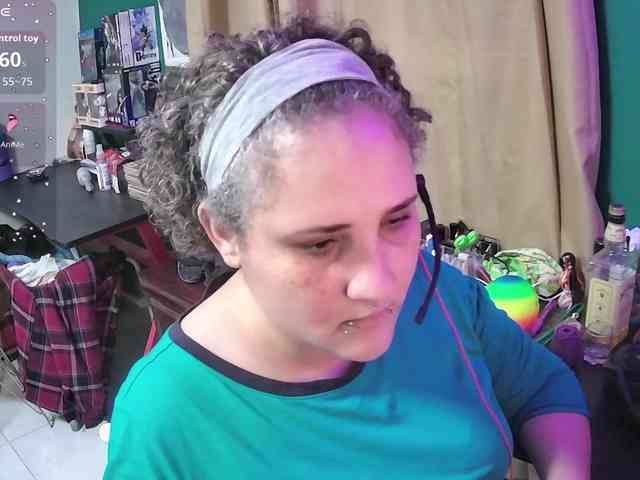 lolalicious758 webcam