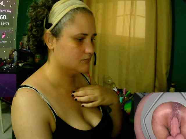 lolalicious758 webcam