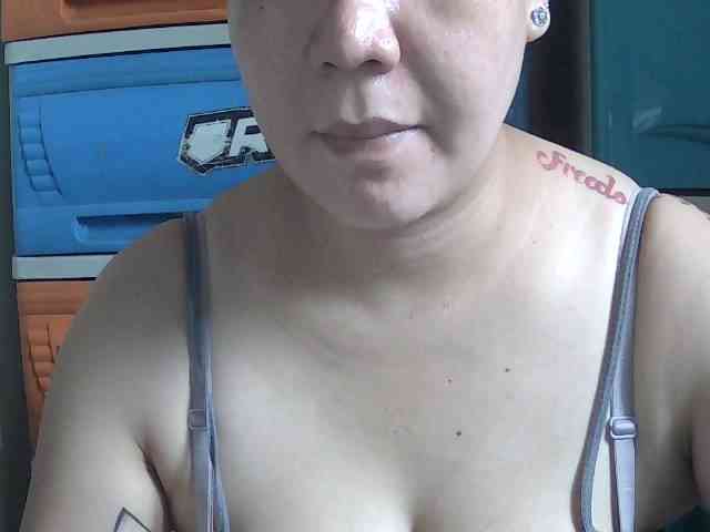 ryessi4u webcam