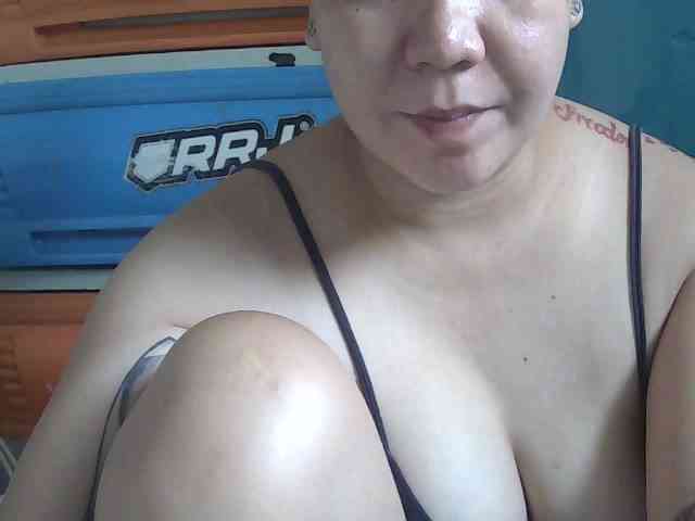 ryessi4u webcam