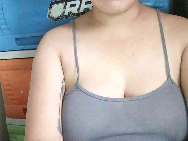 ryessi4u webcam