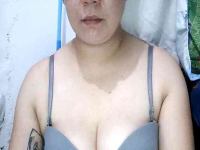 ryessi4u webcam