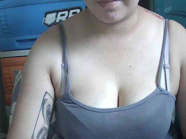ryessi4u webcam