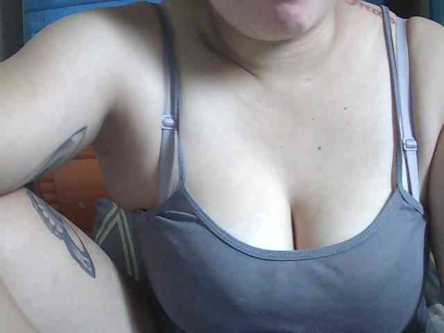 ryessi4u webcam