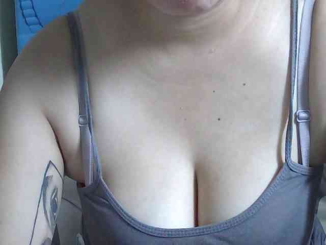 ryessi4u webcam