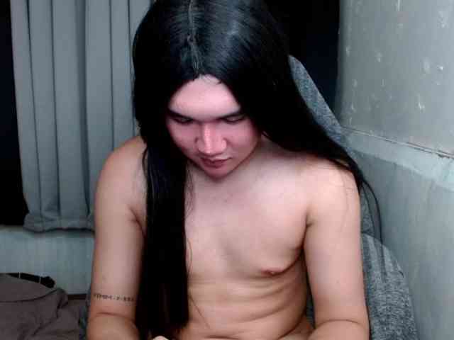 Trebz1 Live Webcam on BongaCams