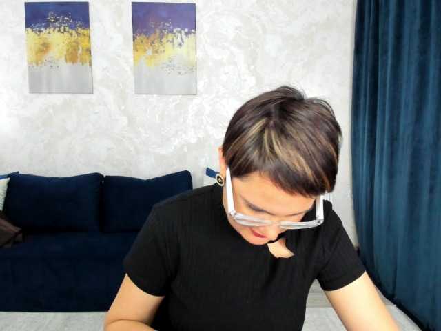 MayaNoir live cam on BongaCams