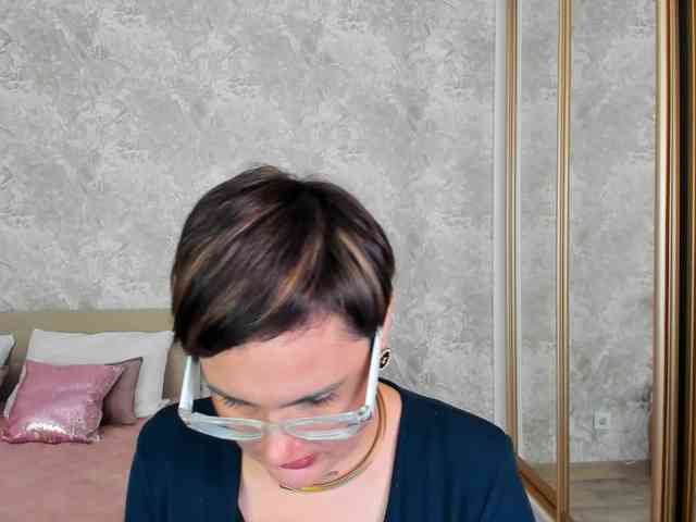 MayaNoir webcam