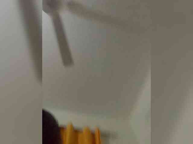 SweetCoochie22 webcam