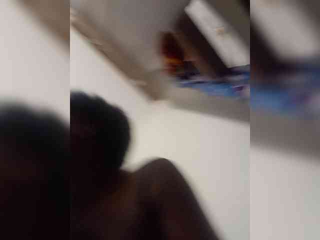 SweetCoochie22 webcam