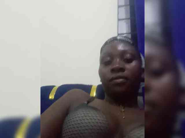 SweetCoochie22 webcam