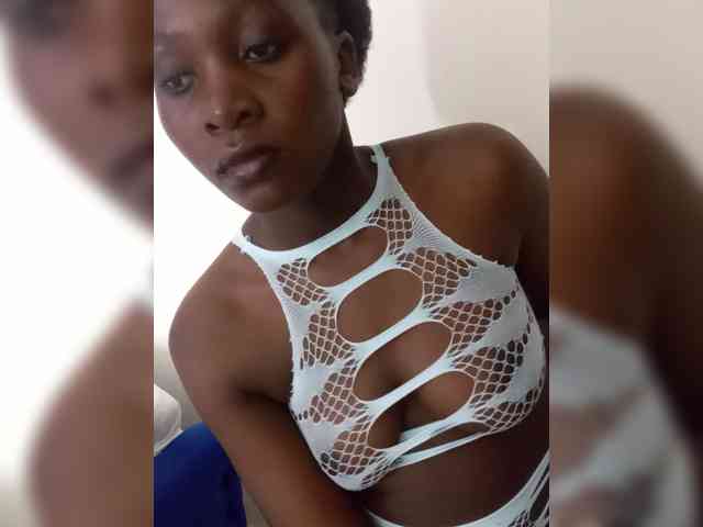 SweetCoochie22